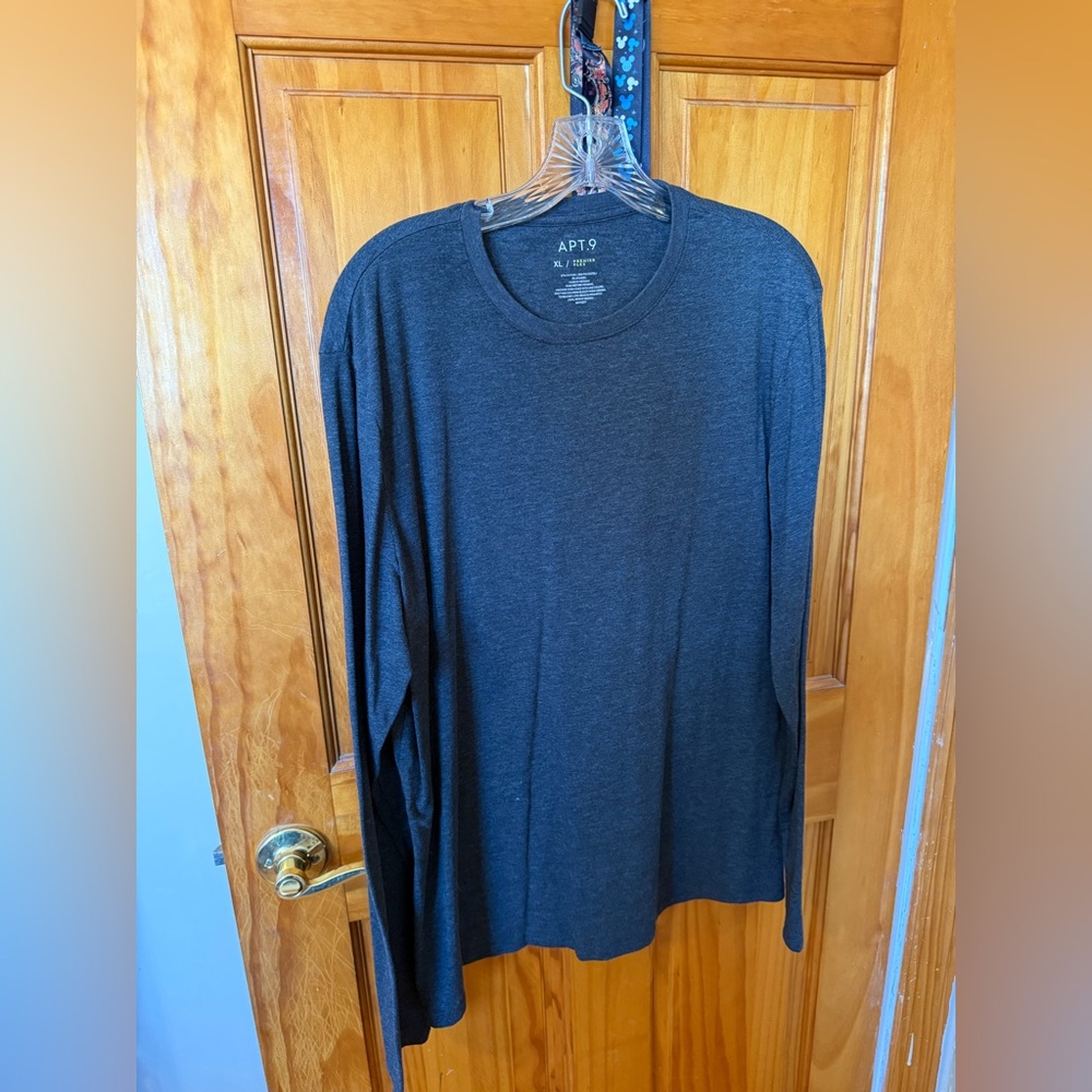 APT. 9 Men’s Long Sleeve Navy Shirt XL